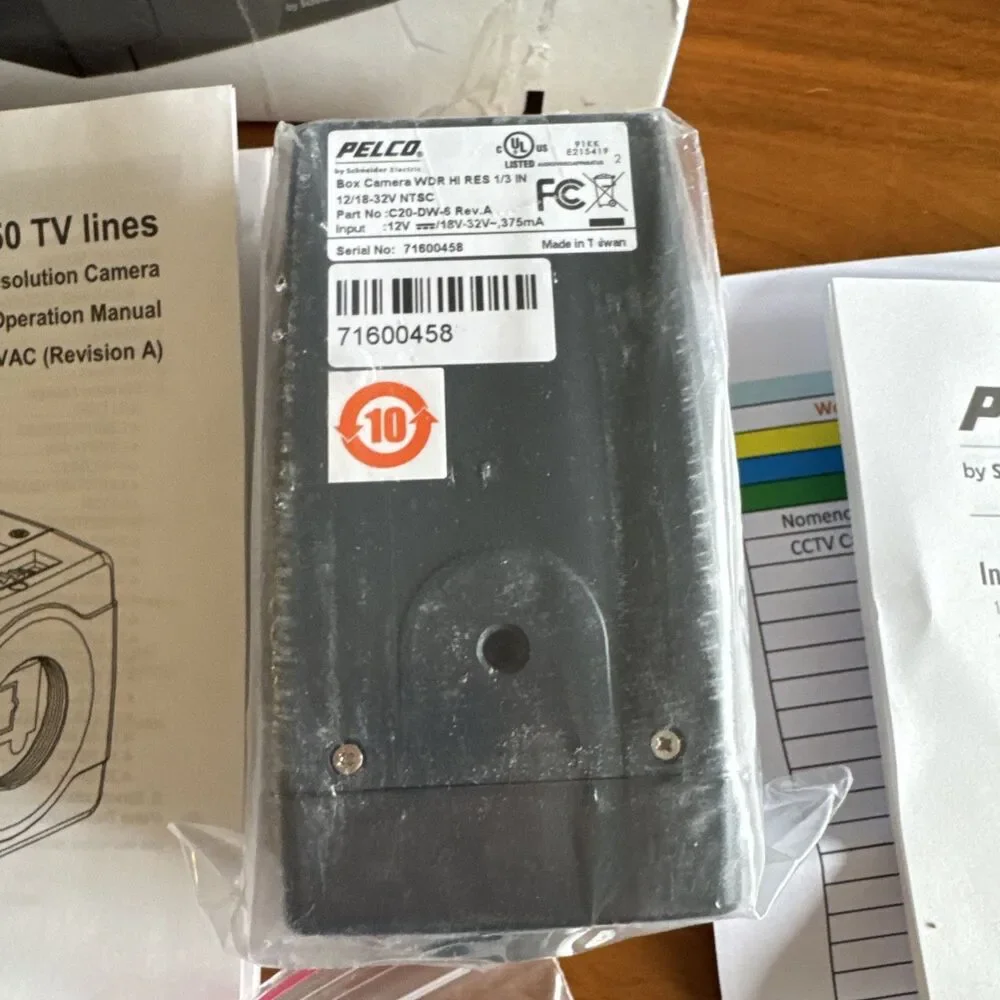 Pelco C20-DW-6 Rev A High Resolution WDR w/DSS Box Camera by Schneider Electric